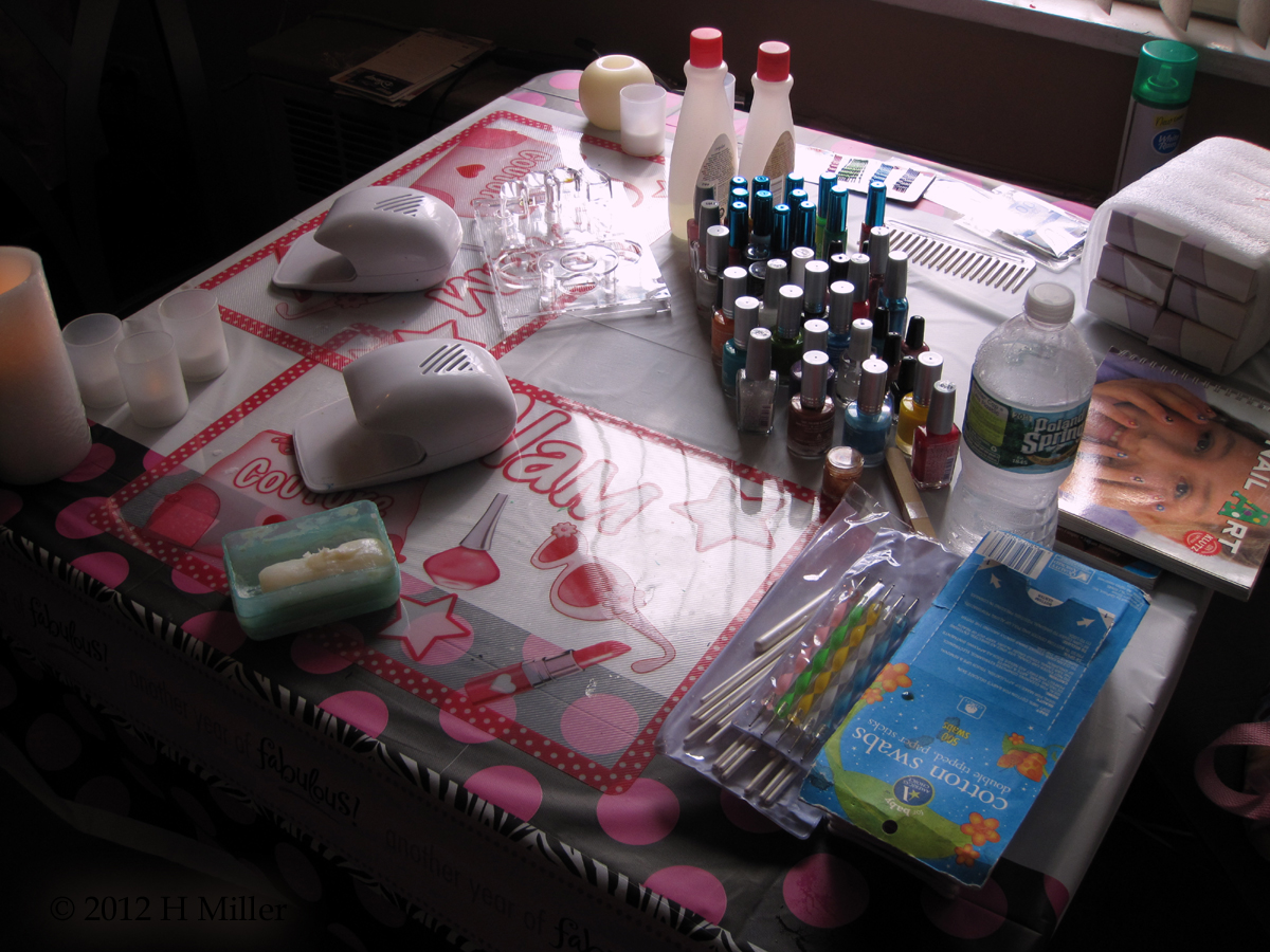 Girls Home Spa Party Nail Art Station is set up and ready to go
